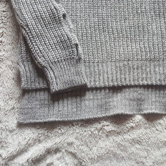 Sky and Sparrow Gray Sweater Size Small - Picture 2 of 7